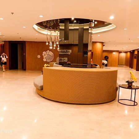 מנילה Shore 2 Residences 1Br Deluxe Room In Moa Complex מראה חיצוני תמונה