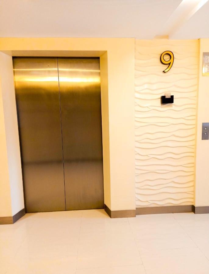 מנילה Shore 2 Residences 1Br Deluxe Room In Moa Complex מראה חיצוני תמונה