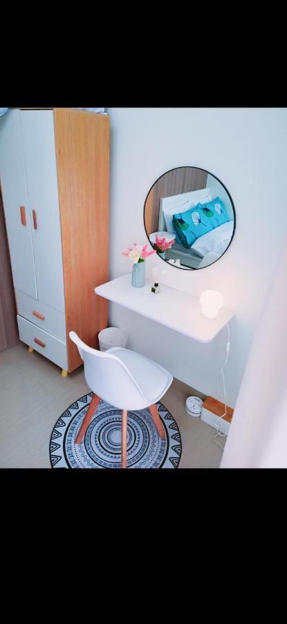 מנילה Shore 2 Residences 1Br Deluxe Room In Moa Complex מראה חיצוני תמונה