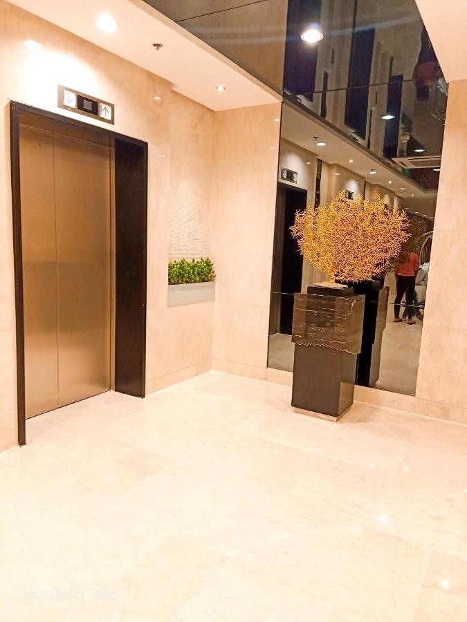 מנילה Shore 2 Residences 1Br Deluxe Room In Moa Complex מראה חיצוני תמונה