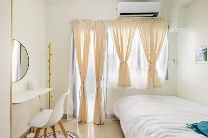 מנילה Shore 2 Residences 1Br Deluxe Room In Moa Complex מראה חיצוני תמונה